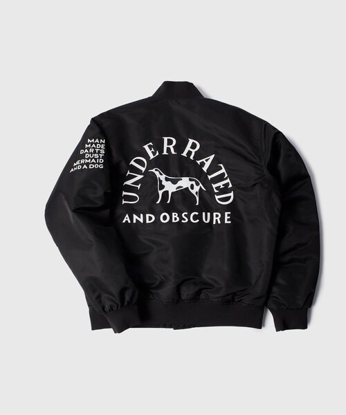 ADAM ET ROPE'（アダムエロペ）の「【by Parra/バイ・パラ】Club not 1976 satin bomber jacketq（その他アウター・メンズ・ブラック・L/M/XL）」の5枚目の写真