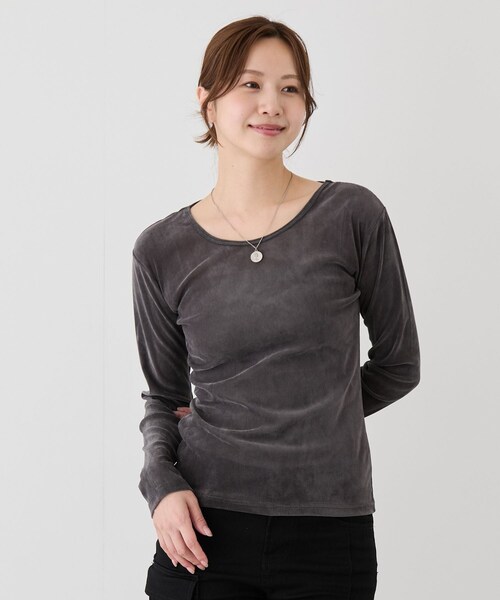 Jayro(ジャイロ)の「シアーベロア長袖Tシャツ(Tシャツ/カットソー・レディース・ブラック/チャコール/オフホワイト/ダークブラウン・M)」の12枚目の写真