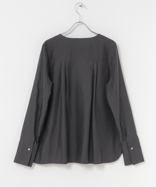 URBAN RESEARCH ROSSO（アーバンリサーチロッソ）の「キュプラ混ポケットデザインブラウス（シャツ/ブラウス・レディース・OFF/CHARCOAL/BORDEAUX・Free）」の8枚目の写真