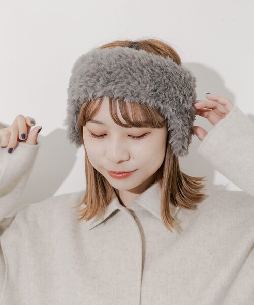 SMELLY（スメリー）の「ファーフラップヘアバンド（ヘアバンド・レディース・GRY/BEG・-）」の8枚目の写真