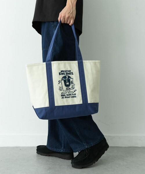URBAN RESEARCH Sonny Label（アーバンリサーチサニーレーベル）の「HIROCKSHOWコラボ保冷トートバッグ（トートバッグ・メンズ・ホワイト/ホワイトxネイビー/ネイビー・One）」の11枚目の写真