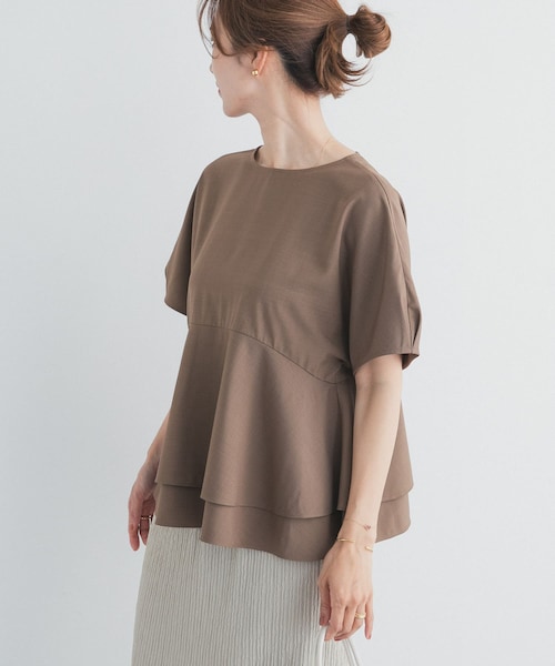 URBAN RESEARCH DOORS(アーバンリサーチドアーズ)の「ペプラムティアードブラウス(シャツ/ブラウス・レディース・INK BLACK/BROWN/BLUE・Free)」の2枚目の写真