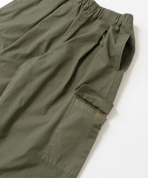かぐれ(カグレ)の「ユーティリティーイージーパンツ(その他パンツ・レディース・OFF/SMOKEKHAKI・Free)」の22枚目の写真