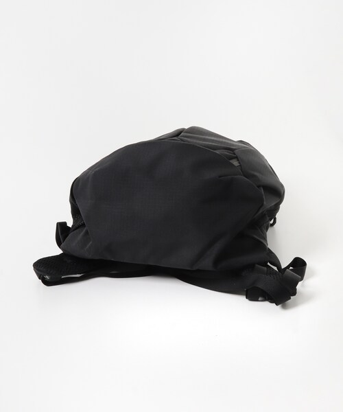 URBAN RESEARCH（アーバンリサーチ）の「GREGORY　RHUNE 20（バックパック/リュック・メンズ・カーボンブラック・Free）」の5枚目の写真