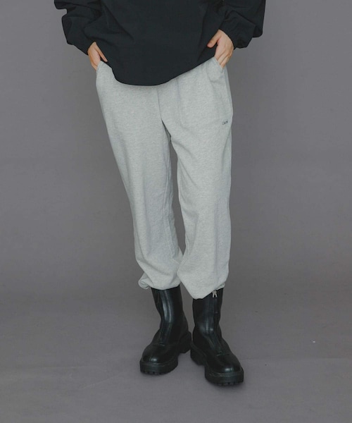 SENSE OF PLACE by URBAN RESEARCH（センスオブプレイスバイアーバンリサーチ）の「『ユニセックス』Uiscel　ヘビーウエイトジョガースウェットパンツ（スウェットパンツ・レディース・OATMEAL/TOP GRAY・M/L）」の2枚目の写真