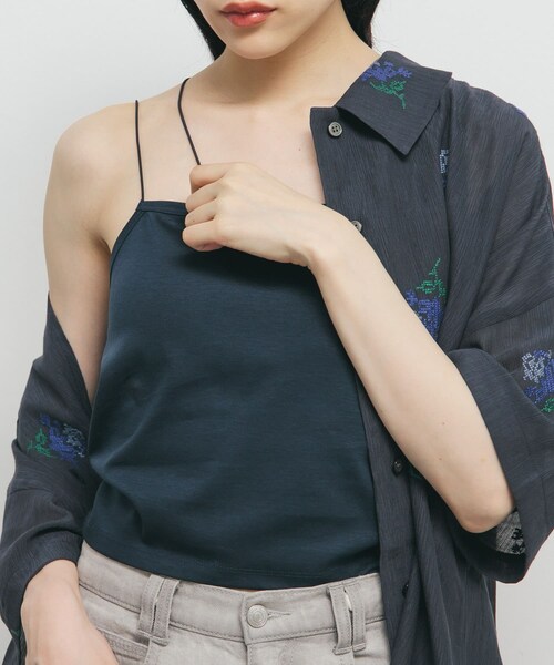 KBF（ケイビーエフ）の「アシンメトリーカップ付キャミ（キャミソール・レディース・OFF/NAVY/BLACK・one）」の15枚目の写真