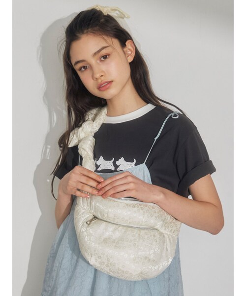 merry jenny（メリージェニー）の「mocomoco body bag（ボディバッグ/ウエストポーチ・レディース・アイボリー/ブラック/ピンク/ブルー・F）」の6枚目の写真