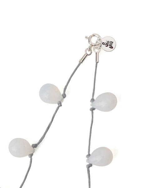 ADAM ET ROPE'(アダムエロペ)の「【J'aDoRe・店舗限定】【Sisi Joia(シシ ジョイア)】NOUE necklace(ネックレス・レディース・ブラック/ホワイト系・F)」の9枚目の写真