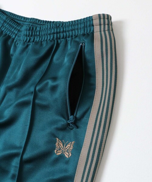 URBAN RESEARCH(アーバンリサーチ)の「Needles TRACK PANTS(その他パンツ・メンズ・RUST/GREEN/CHARCOAL・S/M)」の20枚目の写真