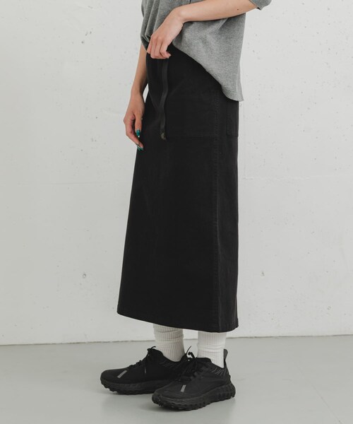 EKAL（エカル）の「『別注』GRAMICCI　ストレッチツイルスカート（スカート・レディース・BLACK/CAMEL/BROWN・one）」の5枚目の写真