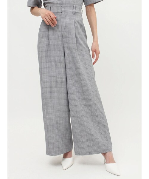 GYDA（ジェイダ）の「ハイウエストタックワイドスラックスパンツ（その他パンツ・レディース・オフホワイト/ブラック/ミックス・F）」の11枚目の写真