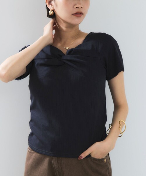 VIS(ビス)の「ツイストテレコカットソー(Tシャツ/カットソー・レディース・チャコール/オフホワイト/ダークブラウン・F)」の15枚目の写真