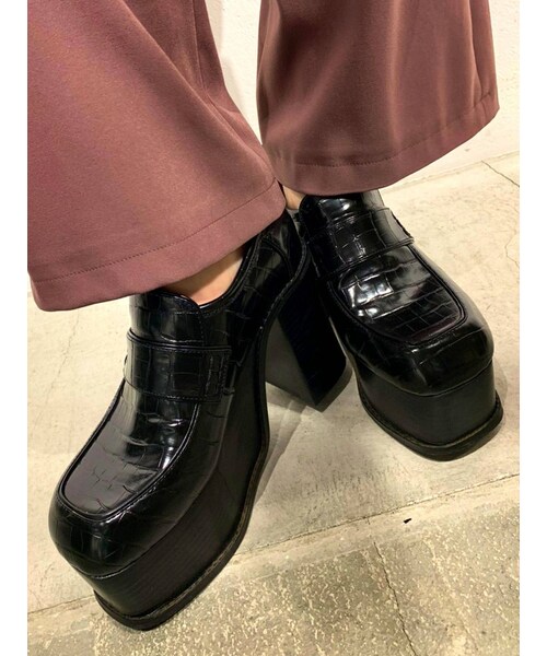 EMODA（エモダ）の「アップトゥバルキーローファー（パンプス・レディース・ブラウン/ブラック/ライトミックス・S/L/M）」の9枚目の写真