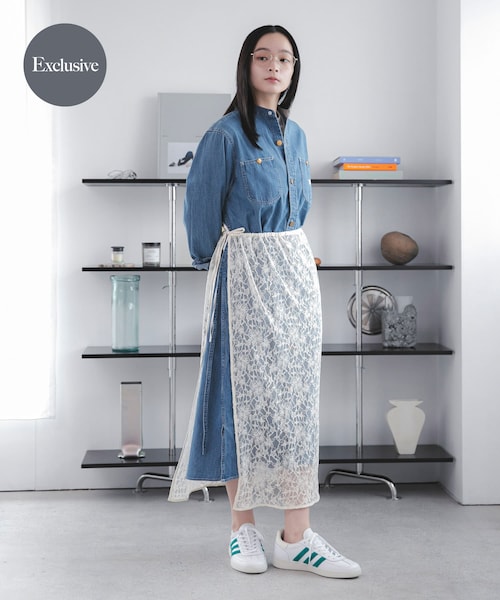 URBAN RESEARCH DOORS（アーバンリサーチドアーズ）の「『別注』Lee×DOORS　WORK SHIRTS ONE-PIECE（ワンピース・レディース・BLUE/NAVY・One）」の2枚目の写真