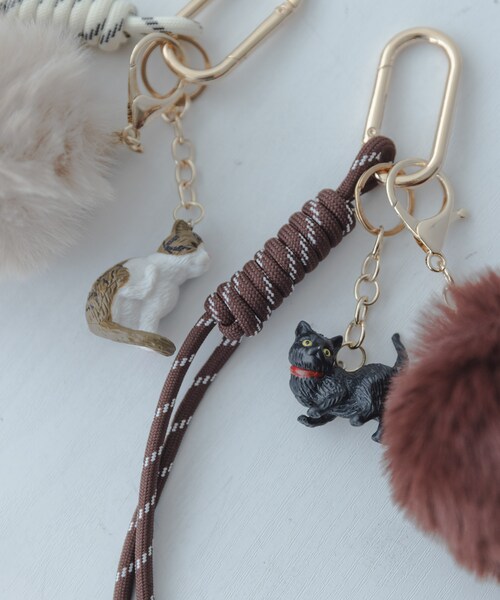 URBAN RESEARCH Sonny Label（アーバンリサーチサニーレーベル）の「CAT AND FAKEFUR CHARM（キーホルダー・レディース・ブラウン系/ベージュ系・One）」の6枚目の写真