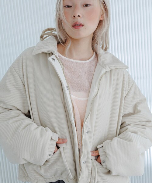 KBF（ケイビーエフ）の「リバーシブルパデッドジャケット（テーラードジャケット・レディース・IVO×IVO/BRN×CREAM/NAVY×BRN・one）」の4枚目の写真