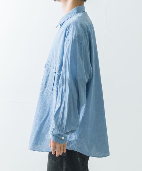 URBAN RESEARCH（アーバンリサーチ）の「PORTER CLASSIC　ROLL UP CHAMBRAY SHIRTS（シャツ/ブラウス・メンズ・BLU・XL/XXL/XXXL）」の4枚目の写真