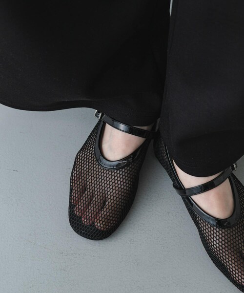SENSE OF PLACE by URBAN RESEARCH（センスオブプレイスバイアーバンリサーチ）の「『軽量』メッシュフラットシューズ（パンプス・レディース・BLACK/IVORY・S/M/L）」の3枚目の写真