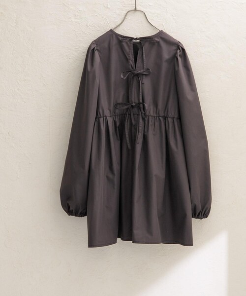 KBF（ケイビーエフ）の「『WEB限定』BACKリボンチュニック（チュニック・レディース・OFF/L.BLUE/D.BROWN・one）」の21枚目の写真