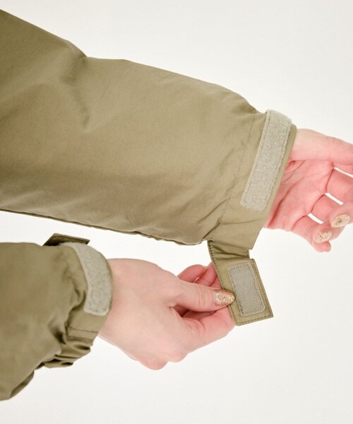 ROPE' PICNIC（ロペピクニック）の「【THE NORTH FACE/ザ・ノース・フェイス】Compact Nomad Jacket（ブルゾン・レディース・ブラック/ベージュ系・M）」の22枚目の写真