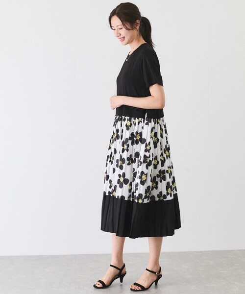 Jayro（ジャイロ）の「花柄ドッキング半袖ワンピース（ワンピース・レディース・ブラック系・F）」の13枚目の写真