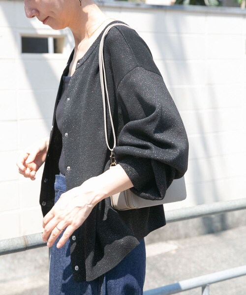 ITEMS URBANRESEARCH（アイテムズ アーバンリサーチ）の「ドットボタンラメニットカーディガン（カーディガン/ボレロ・レディース・BLK/RED/GRY・FREE）」の6枚目の写真