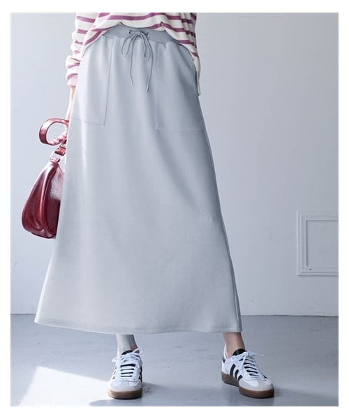 nissen（ニッセン）の「＜大きいサイズ＞【贅沢質感】ダンボールスウェットロングスカート（ゆったりヒップ）（吸汗速乾）（スカート・レディース・カーキ/黒/【販売停止】黒/ネイビー/ベージュ/シルバーグレー・L/LL/3L/4L/5L/6L/8L/10L）」の16枚目の写真