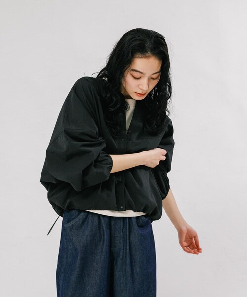 EKAL（エカル）の「『吸水速乾/通気性/軽量』DOT AIR CARDIGAN（カーディガン/ボレロ・レディース・ブラック/ブラウン/チャコール・One）」の7枚目の写真