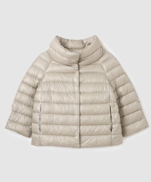 ROPE'（ロペ）の「【WEB限定/一部店舗限定】【HERNO(ヘルノ)】ビッグシルエットライトショート丈ダウンコート（ダウンジャケット/コート・レディース・ブラック/ベージュ/シルバー・M/S）」の22枚目の写真