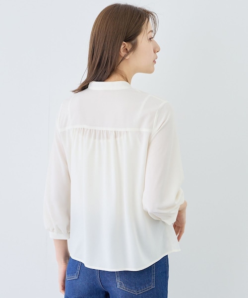 Jayro(ジャイロ)の「ジョーゼットフリルブラウス(シャツ/ブラウス・レディース・ホワイト系/ネイビー/ラベンダー系・M)」の9枚目の写真