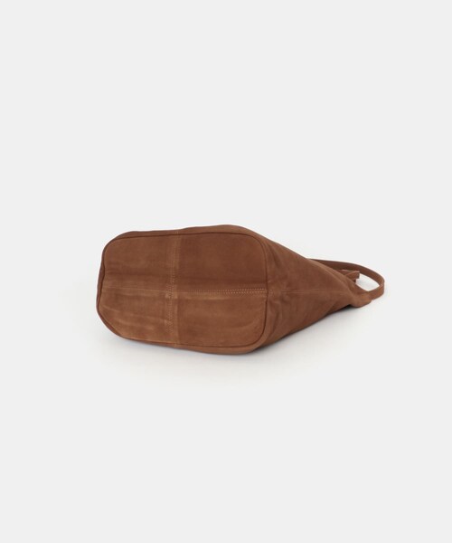 URBAN RESEARCH(アーバンリサーチ)の「Morphee 3WAY MEDIUM TOTE(トートバッグ・メンズ・SUEDE BR・ML)」の6枚目の写真