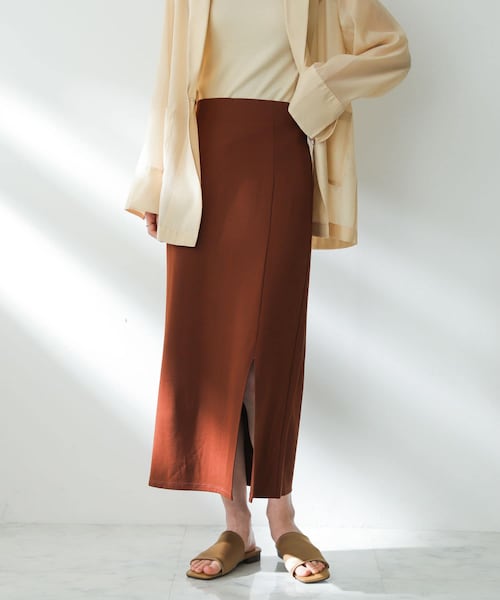 SENSE OF PLACE by URBAN RESEARCH（センスオブプレイスバイアーバンリサーチ）の「スリットペンシルスカート（スカート・レディース・GREIGE/BLACK/BROWN・S/M）」の2枚目の写真