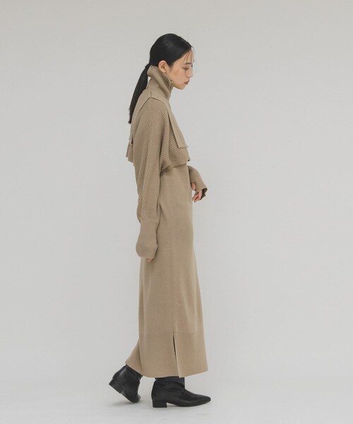 KBF（ケイビーエフ）の「ハーフZIPレイヤードニットワンピース（ワンピース・レディース・BEIGE/CHARCOAL・One）」の21枚目の写真