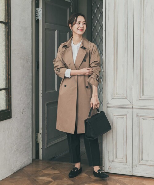 URBAN RESEARCH DOORS（アーバンリサーチドアーズ）の「撥水トレンチコート（ステンカラーコート・レディース・BEIGE/D.NAVY・Free）」の9枚目の写真
