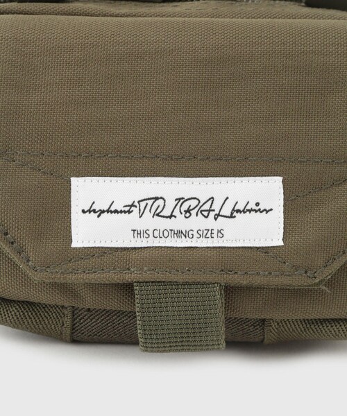 ADAM ET ROPE'(アダムエロペ)の「【elephant TRIBAL fabrics】Back in the Pouch(ショルダーバッグ・メンズ・ブラック/カーキ・F)」の22枚目の写真