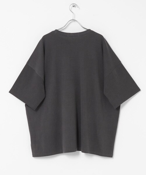 KBF(ケイビーエフ)の「オーバーサイズプリントTEE(Tシャツ/カットソー・レディース・IVORY/CHARCOAL/TOP GRAY・One)」の9枚目の写真
