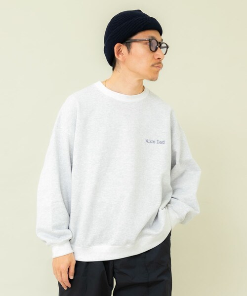 URBAN RESEARCH(アーバンリサーチ)の「Wide Dad SUPER WIDE SWEAT CREW-NECK(スウェット・メンズ・PINK/ASH・1/2)」の6枚目の写真