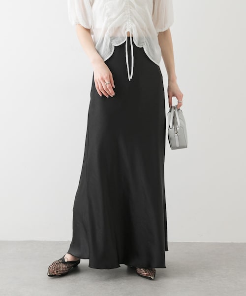 SENSE OF PLACE by URBAN RESEARCH（センスオブプレイスバイアーバンリサーチ）の「『一部WEB限定カラー』ナローサテンスカート（スカート・レディース・BLACK/IVORY/CHARCOAL/YELLOW/SILVER・S/M/TALL）」の22枚目の写真