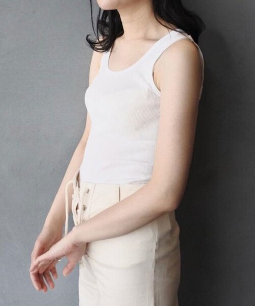 ADAM ET ROPE'（アダムエロペ）の「【Hanes for BIOTOP】2Pリブタンクトップ（タンクトップ・レディース・ベージュ・M）」の11枚目の写真
