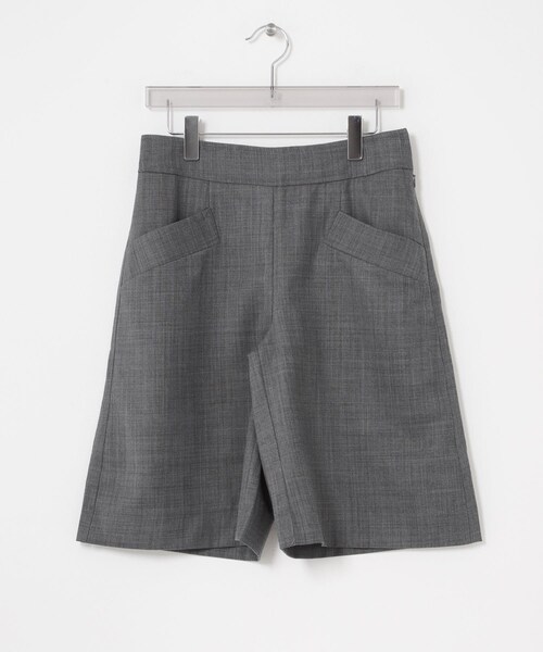 URBAN RESEARCH(アーバンリサーチ)の「GANNI LOW WAISTED BERMUDA(その他パンツ・レディース・PHANTOM・36/38)」の2枚目の写真