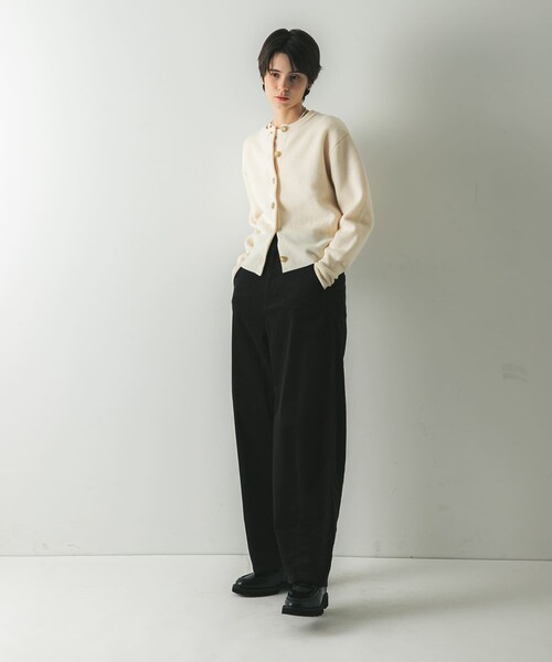 URBAN RESEARCH（アーバンリサーチ）の「ウールカシミヤショルダーパッドカーディガン（カーディガン/ボレロ・レディース・GRAY/BLACK/OFF・FREE）」の10枚目の写真