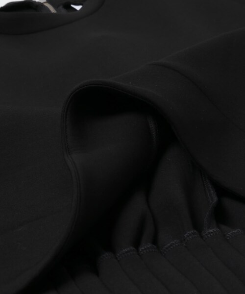 URBAN RESEARCH ROSSO（アーバンリサーチロッソ）の「ELENDEEK　TUCK HEM CROPPED CS（Tシャツ/カットソー・レディース・O.WHT/BLK/GRY・FREE）」の18枚目の写真