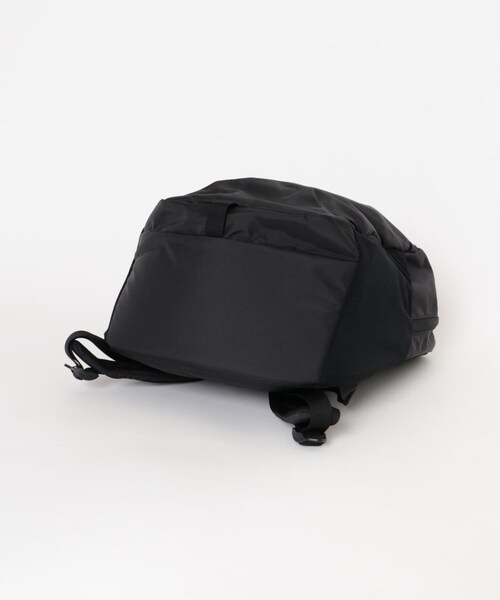 URBAN RESEARCH DOORS(アーバンリサーチドアーズ)の「patagonia Atom Day Pack 24L(バックパック/リュック・レディース・SRPO/BLK/SMDB・one)」の7枚目の写真
