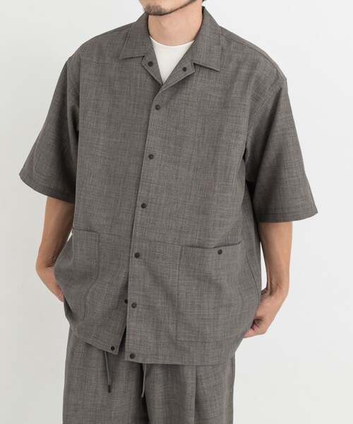 EKAL（エカル）の「『吸水速乾/UVカット/UR TECH』ハイツイストショートスリーブシャツ（シャツ/ブラウス・メンズ・モカグレー/チャコール・M/L）」の21枚目の写真