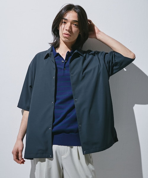 URBAN RESEARCH DOORS(アーバンリサーチドアーズ)の「『仁村紗和さん着用』『UR TECH』サマシェア ショートスリーブシャツカーディガン(カーディガン/ボレロ・メンズ・SAGE GREEN/GRAY/CHARCOAL/BLACK/BROWN/KHAKI・M/L/XL)」の2枚目の写真
