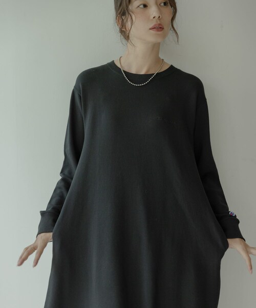 URBAN RESEARCH Sonny Label（アーバンリサーチサニーレーベル）の「『別注』Champion×Sonny Label　裏毛スウェットテントワンピース（ワンピース・レディース・オフブラック/ブラック/グレー・S/FREE）」の20枚目の写真
