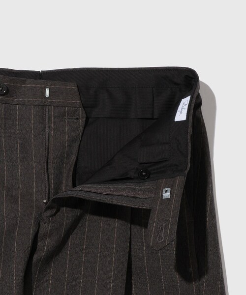 ADAM ET ROPE'(アダムエロペ)の「【BIBOJA/ビボヤ】1 Pleats Straight(スラックス・メンズ・チャコール・38/40/42)」の6枚目の写真