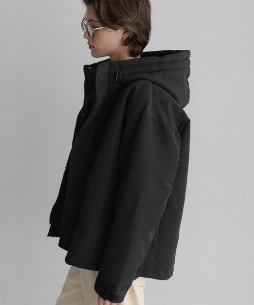 URBAN RESEARCH Sonny Label（アーバンリサーチサニーレーベル）の「フーディーダウンジャケット（その他アウター・レディース・アイボリー/ブラック/グレージュ/オリーブ・Free）」の16枚目の写真