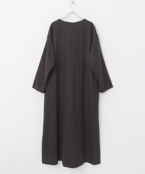 かぐれ(カグレ)の「WIRROW Botany wool dress(ワンピース・レディース・Mauve gray/Dark brown・1)」の19枚目の写真