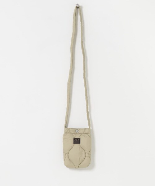 ITEMS URBANRESEARCH(アイテムズ アーバンリサーチ)の「TAION Cross Body Down Bag -S(ショルダーバッグ・メンズ・BLK/G.BEIGE/D.OLIVE/D.NAVY/PAINT CAMO・-)」の16枚目の写真